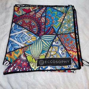 Eccosophy Sand Proof Microfiber Beach Towel NWOT
